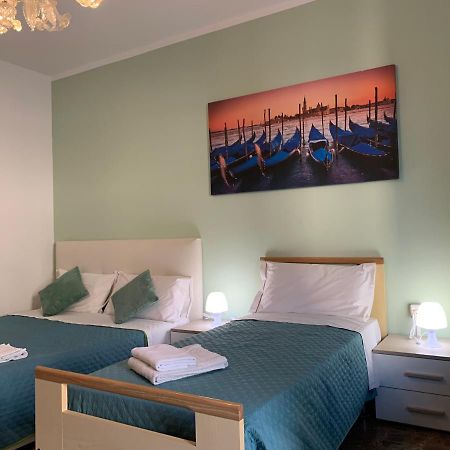 Venice Night Appartment เมสเตร ภายนอก รูปภาพ