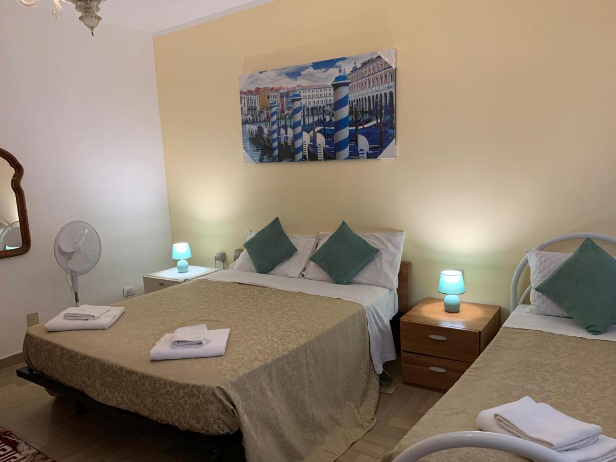 Venice Night Appartment เมสเตร ภายนอก รูปภาพ