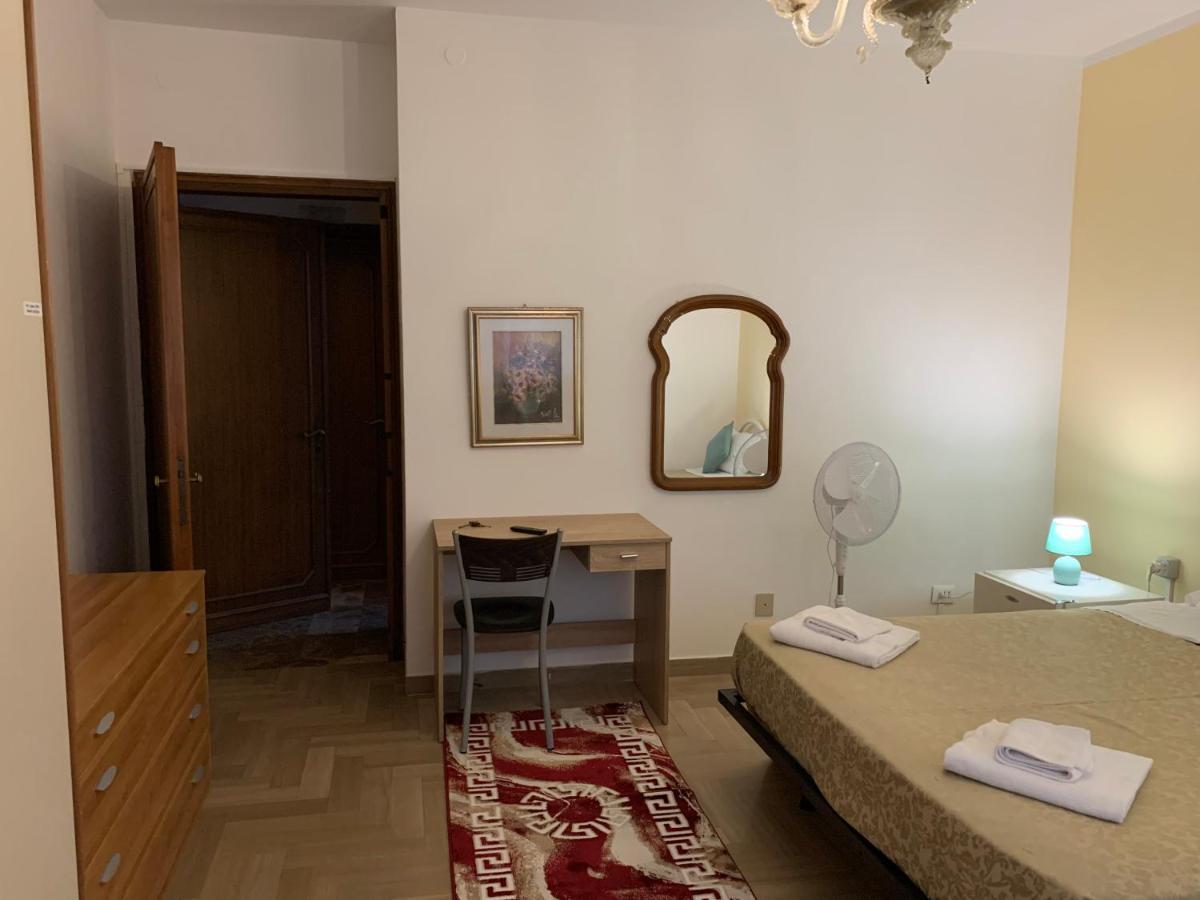 Venice Night Appartment เมสเตร ภายนอก รูปภาพ